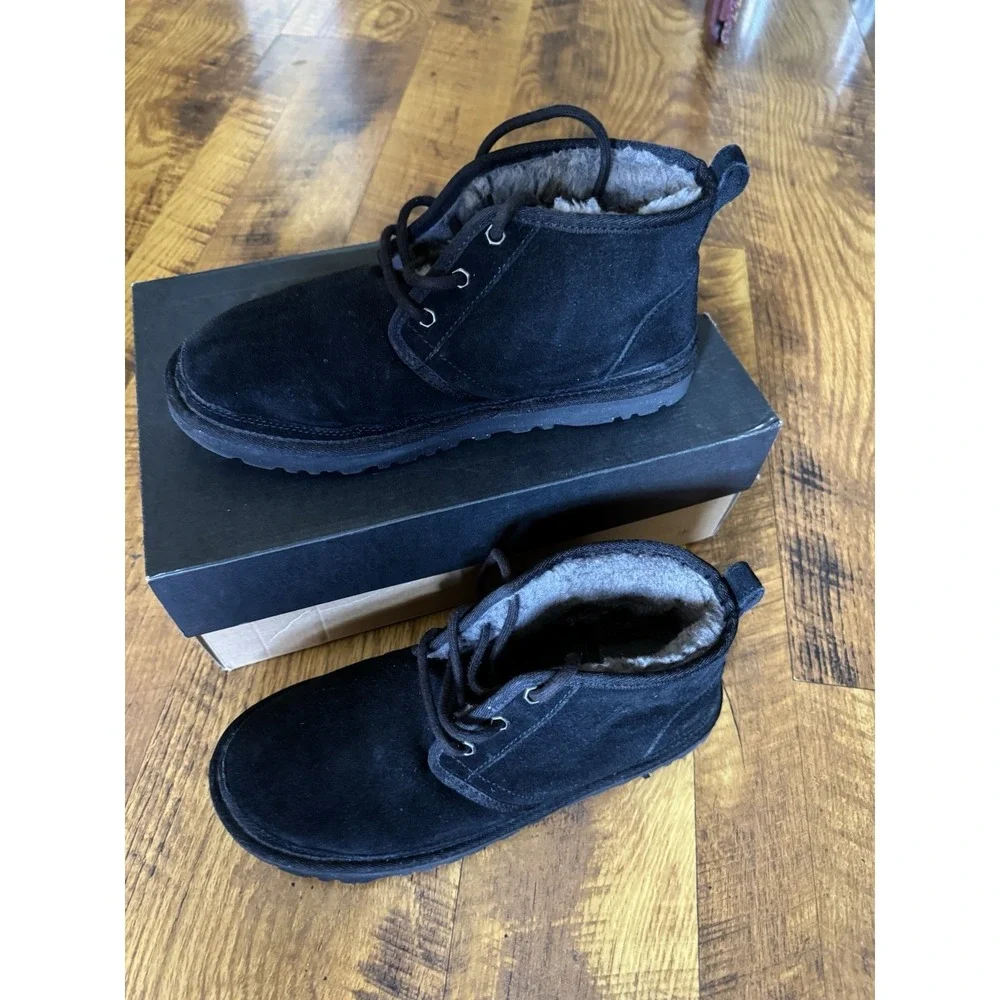 UGG Men's Black Suede Neumel Lace Up Chukka Boots 3236 Size 9